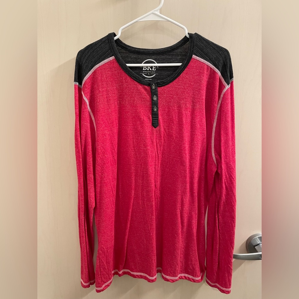 Men’s XL Buckle shirt
